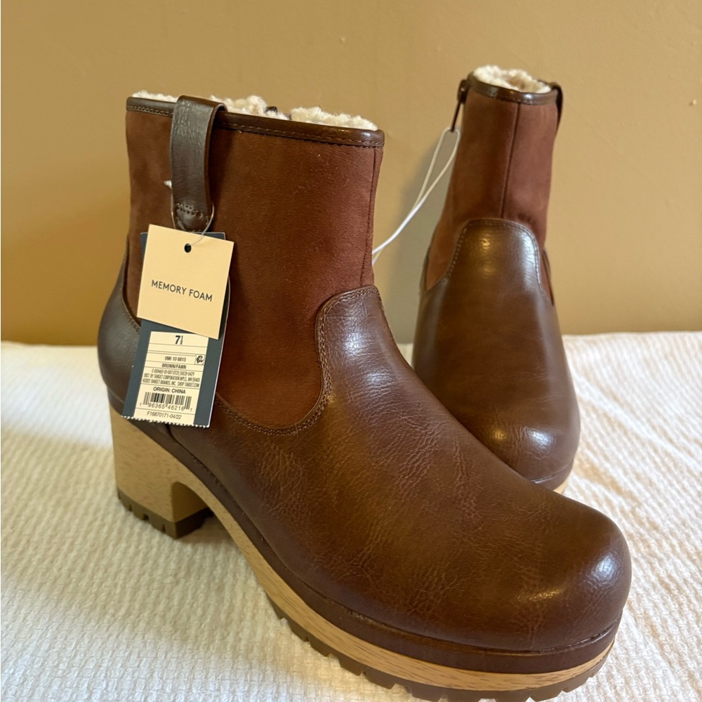Brown Leather Ankle Boots with Memory Foam